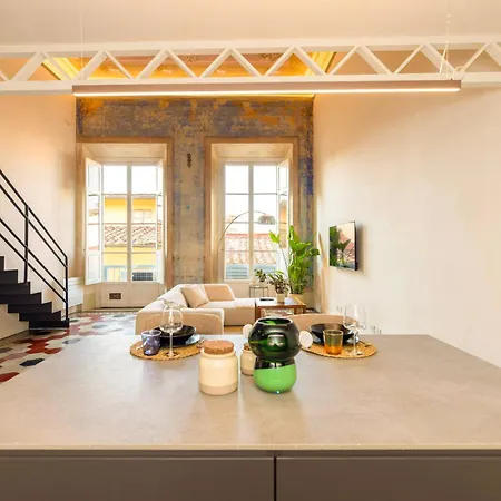 Luxury Loft Historic Building *