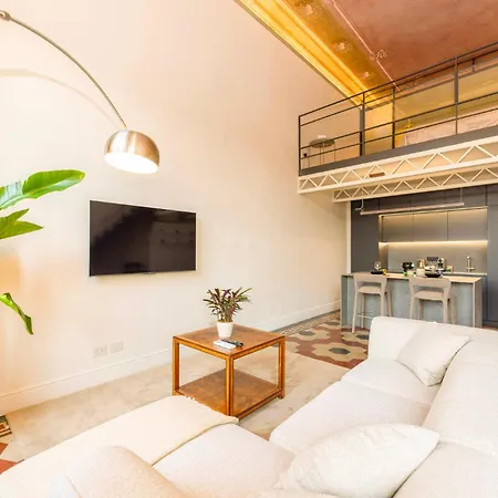 Luxury Loft Historic Building 아파트
